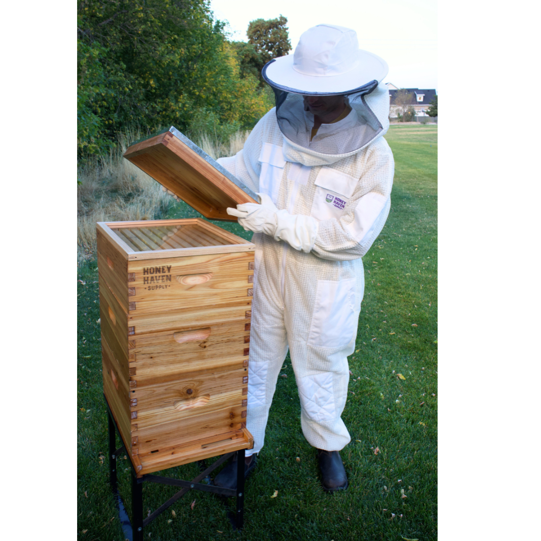 Ventilated Beekeeping Suit